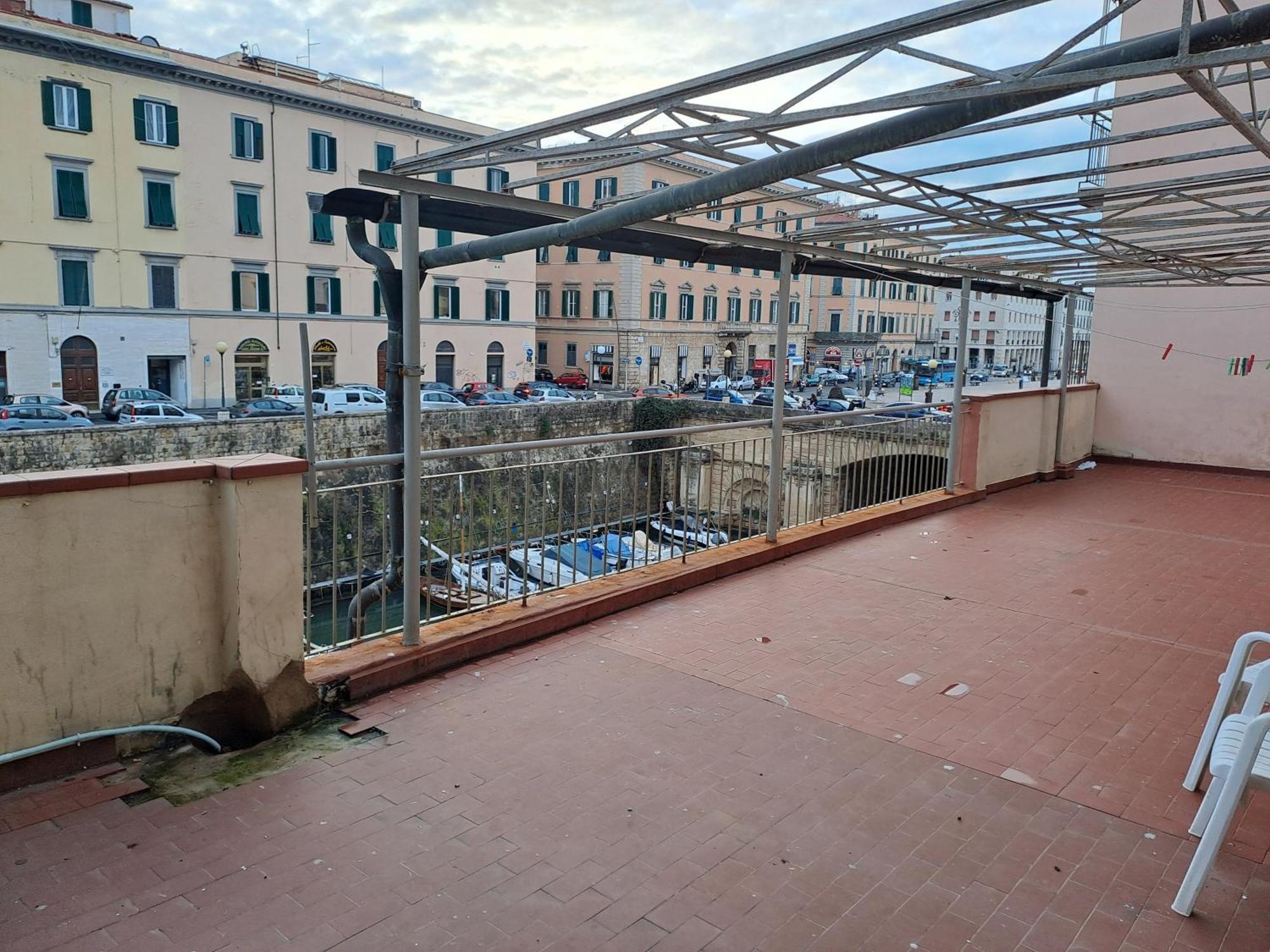 Giappone Inn Flat Livorno Exteriér fotografie
